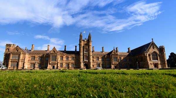 university marathon|senior tours on minibus